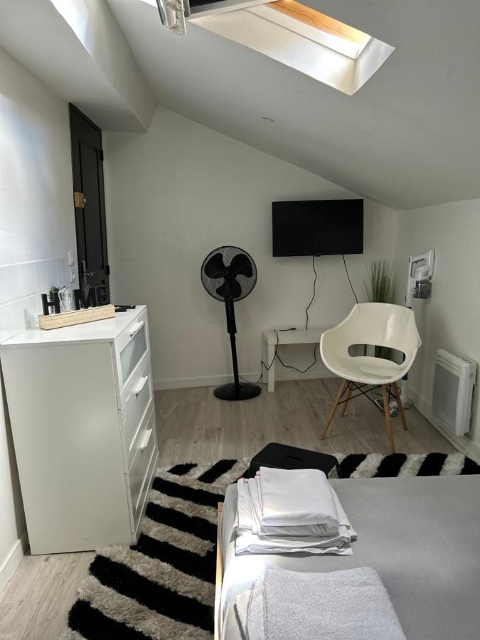 Petit Appartement T2 A 5 Min De La Gare Bordeaux Exteriér fotografie